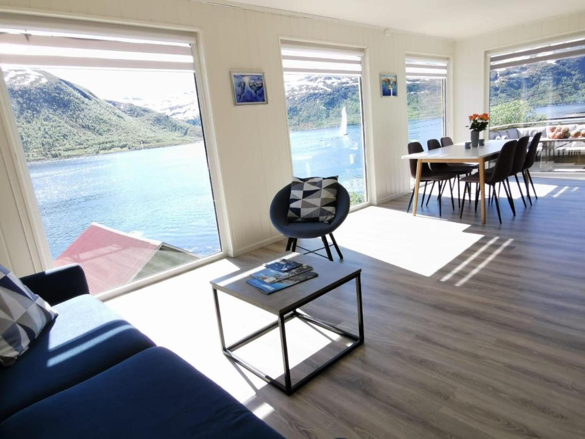 Apartamento Waterfront Senja Torsken Exterior foto